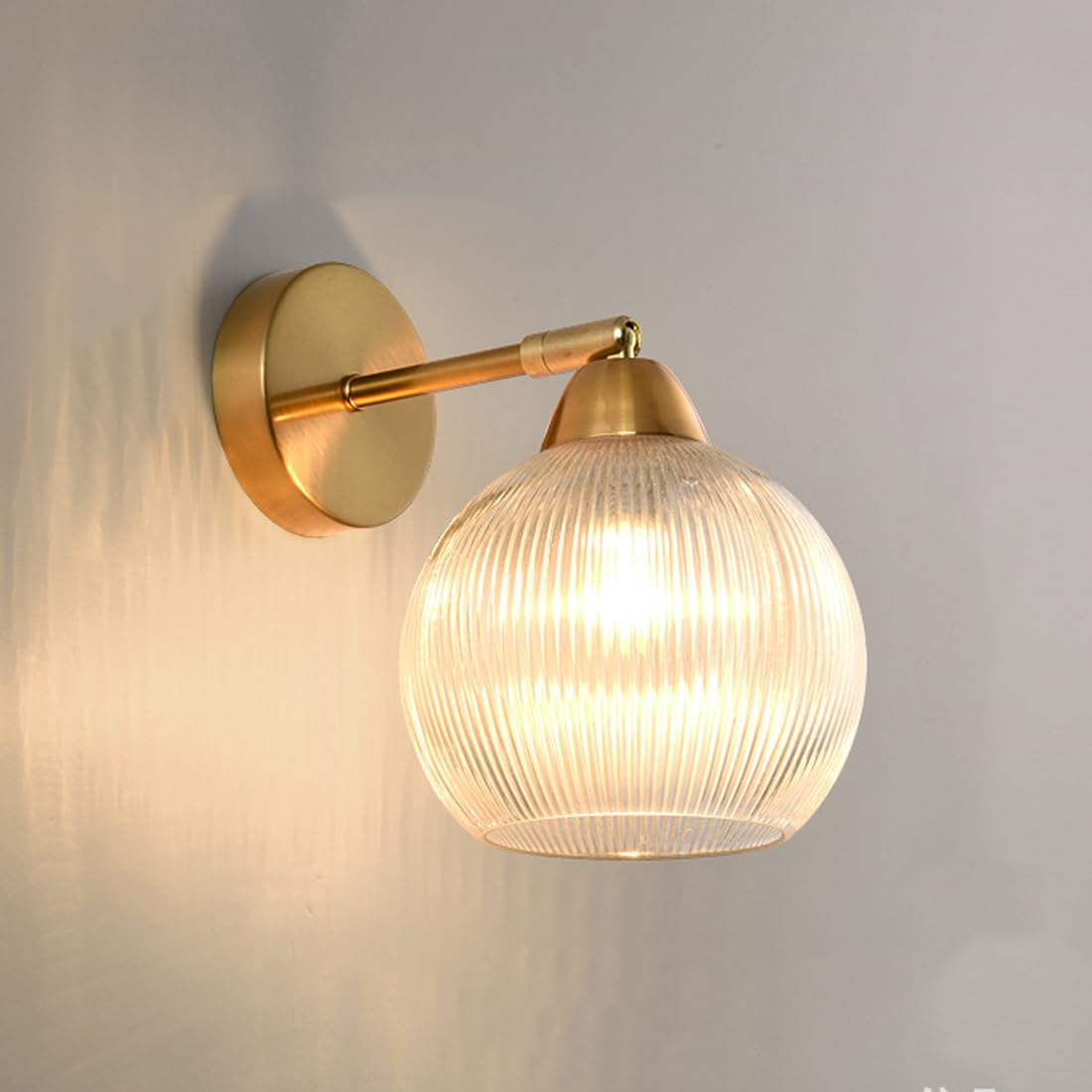 TCHAUSGZUS Gold Wall Sconces Mid-Century with Glass Globe Shade Pull Chain Switch Vintage Light Fixture for Bedroom Living Room Hallway(Wall Mount)