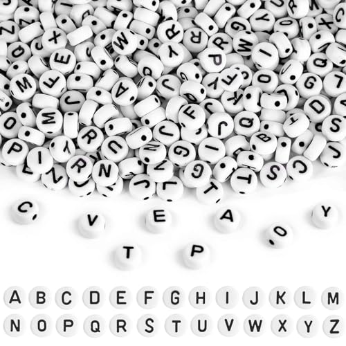 Buchstabenperlen, A-Z Buchstaben Perlen 7 mm Alphabet Perlen Set, Acryl Rund Buchstabenperlen für Armbänder Halsketten Schmuck DIY Herstellung, 600 Stk, Schwarz Weiß