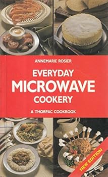 Paperback Everyday Microwave Cookery: A Thorpac Cookbook Book