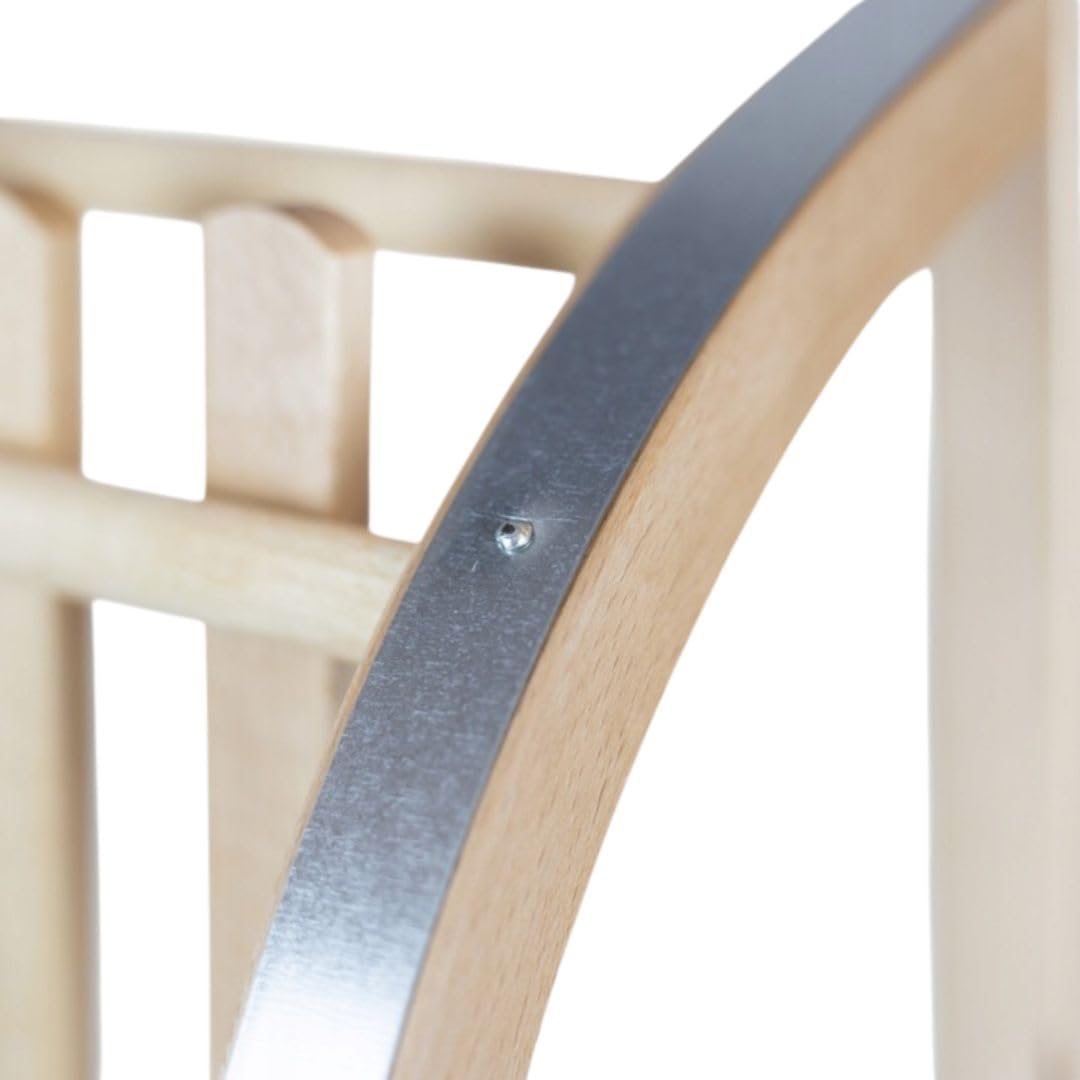 BAS Holzschlitten aus Buchenholz mit Rückenlehne & Zugseil – Klassischer Kinderschlitten mit Metallkufen