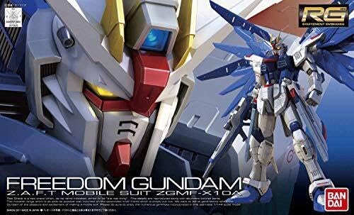 Bandai Freedom GUNDAM - vue 4
