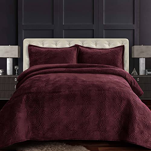 Tribeca Living Oversized Velvet Quilt Set King...