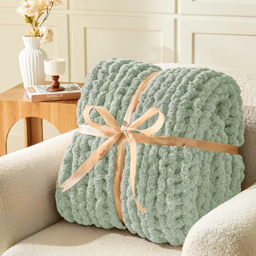 Image of Inhand Meadow Green Chunky Chenille Yarn for Hand Knitting,Thick Bulky Christmas Blanket Yarn for Crocheting,Soft Fluffy Yarn for Crochet Holiday Gifts for Women /Beginners,8 Pack (29.5Yds /8.4oz Each)