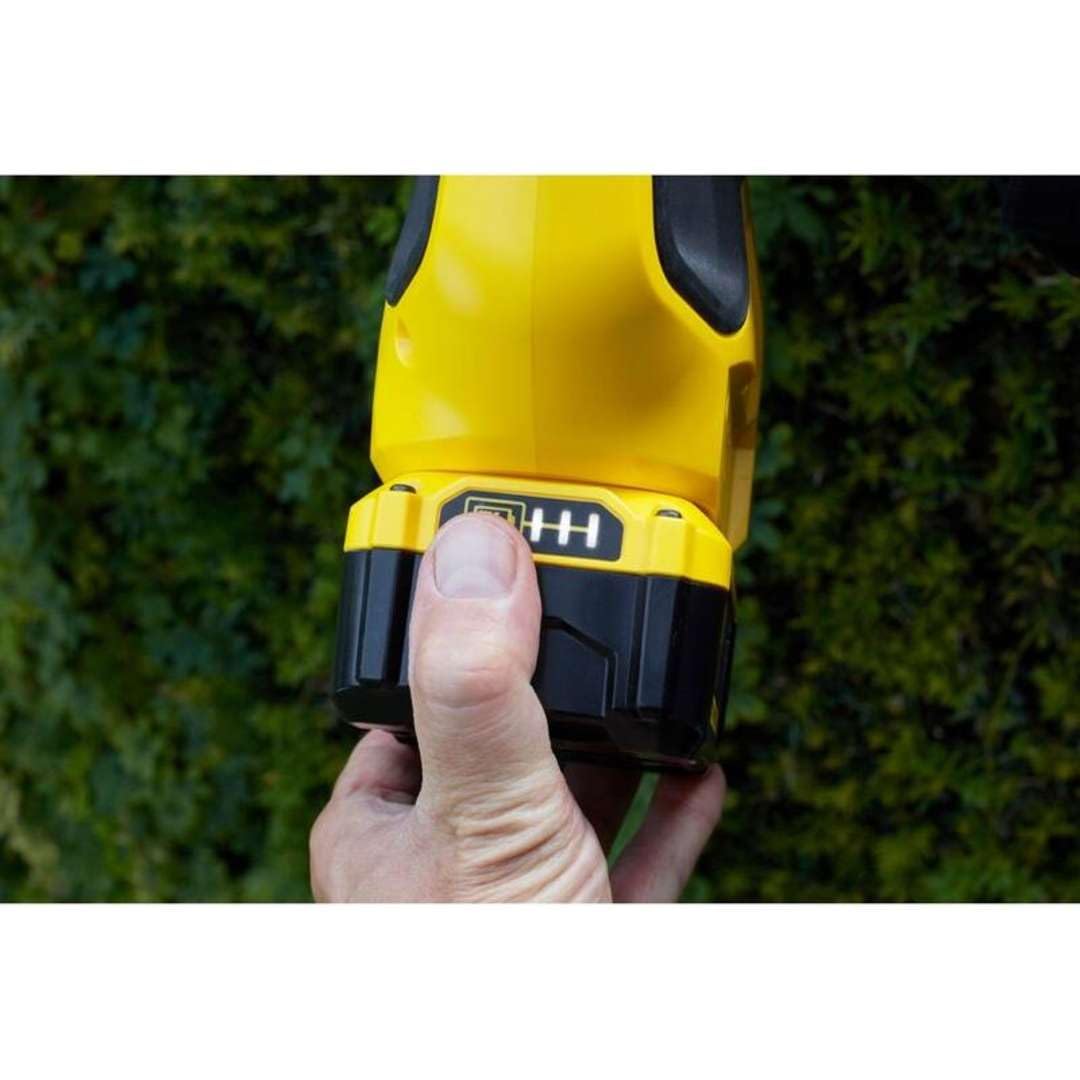 STANLEY FATMAX SFMCPH845M1-QW, nożyce do żywopłotu z akumulatorem litowym, długość ostrza 45 cm, obrotowa głowica, ergonomiczny uchwyt 18 V 4,0 Ah, kolor żółty