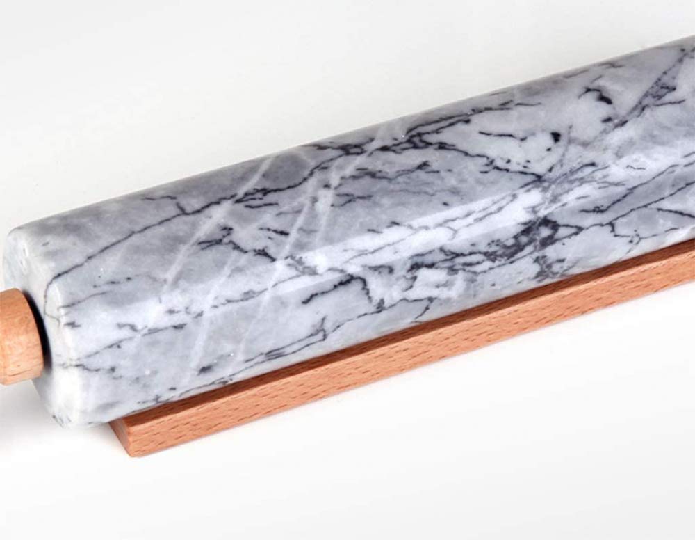 磨かれた大理石の麺棒と木製のハンドル生地ペストリーローラークッキー