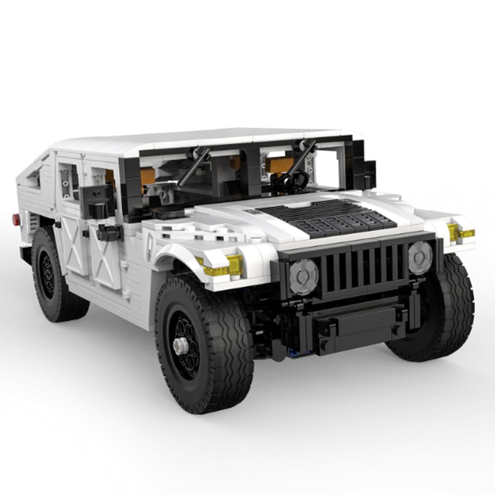 Пеш аз се-чорьяк view of the assembled CaDA Humvee model