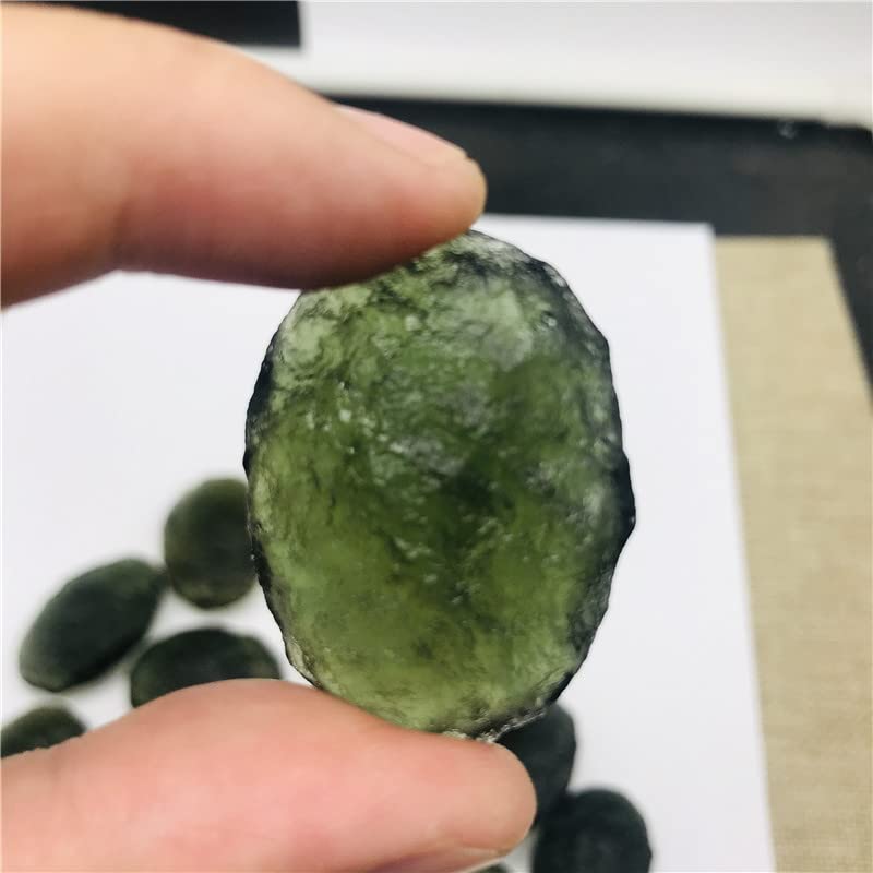 Pierre de moldavite véritable de 20-22g contre le stress pour créer un bijou protecteur pour femmes