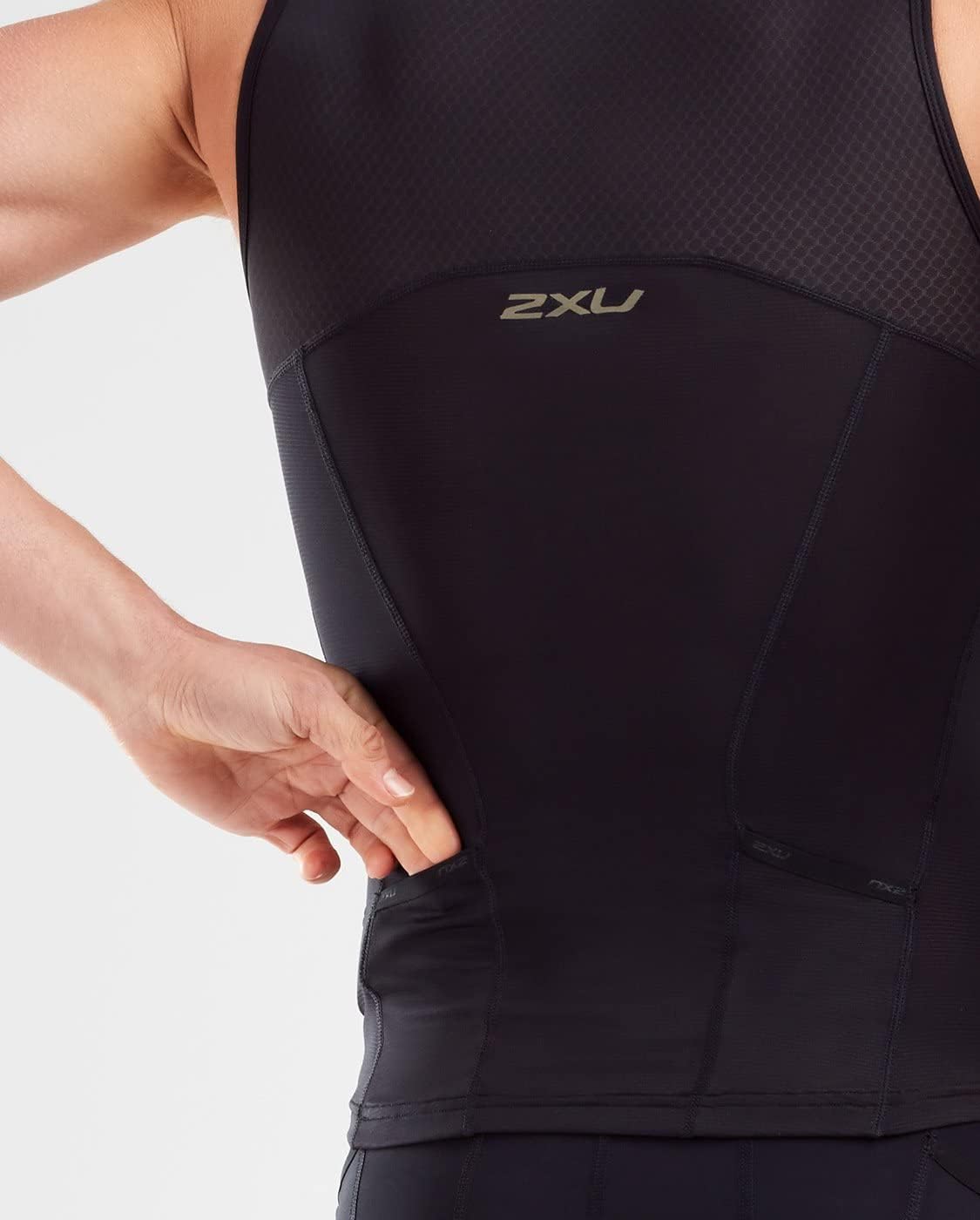 2XU Men's Compression Tri Singlet (Black/Gold, Smal)