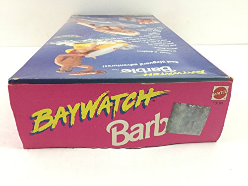 Muñeca Barbie Baywatch con delfín y accesorios miniatura 6