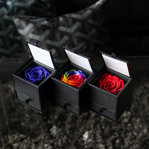 Amazon｜ジュエリーBOX レインボーローズ 花言葉「奇跡」 プリザーブド