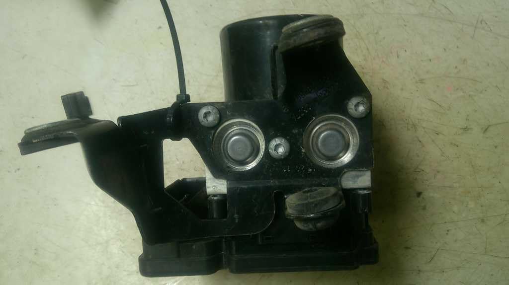 Anti-Lock Brake Part Pump Assembly XC70 Fits 09-14 Compatible with Volvo 70 Series 30681619