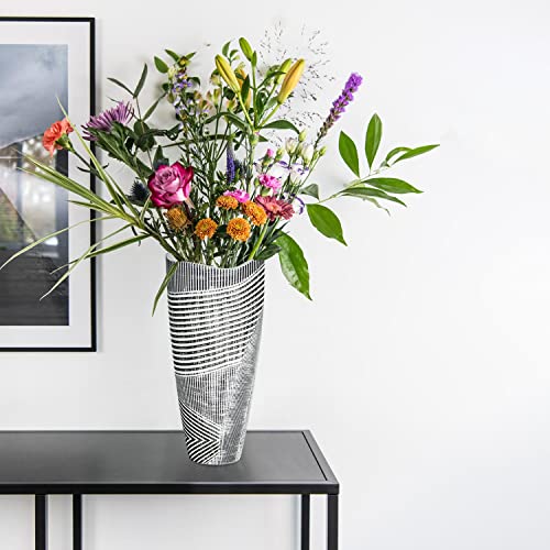 Suanti Black And White Flower Vase Set Of 2, Decorative Vase For Living Room,Bedroom,Office,Table,Floor,Shelf,Farmhouse Home Decor,Handmade Resin Wedding Centerpiece Vase,11"&9" Tall Housewarming Gift #TOP5