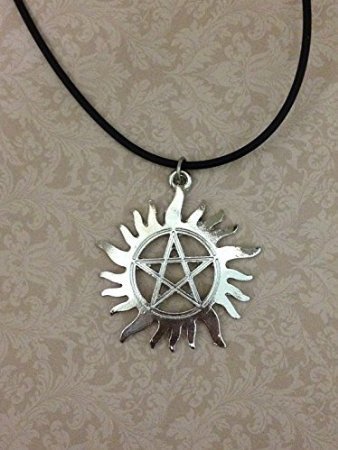Supernatural Anti Possession Pentagram Choker, Pentagram Necklace, Supernatural Necklace, Supernatural Inspired Pedant, Supernatural, (B)