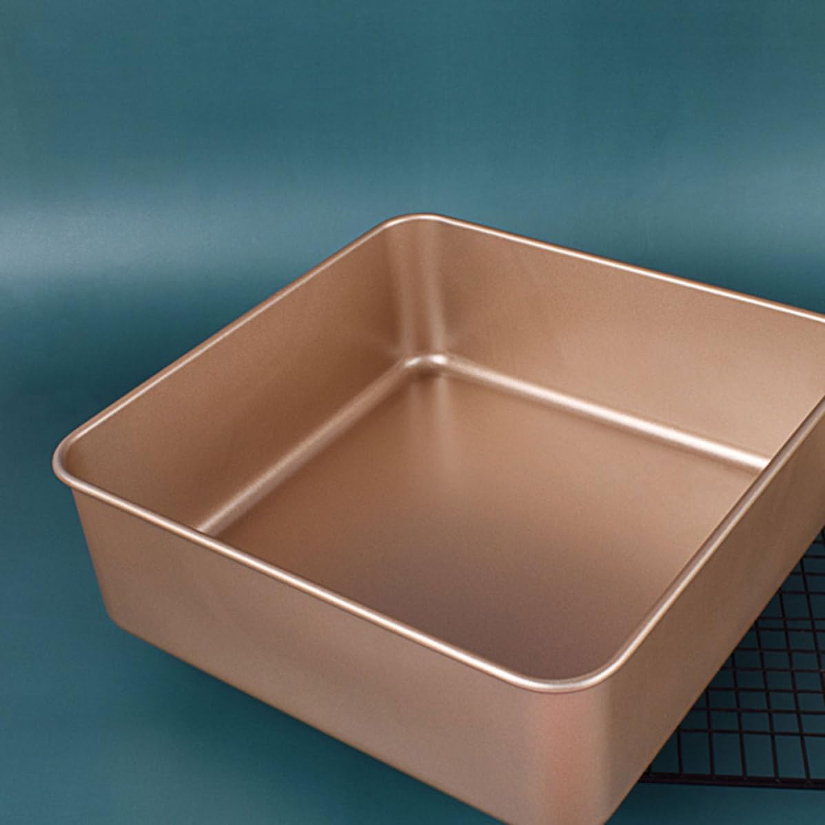 Square Cake Pan Raised Carbon Steel Bakeware for Chiffon Cakes
