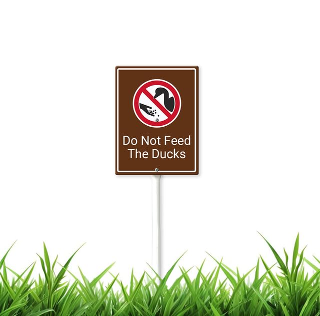 7 x 8.8 inch Grass Sign with Stakes,Do Not Feed The Ducks Aluminum Yard Sign with Long Metal Stakes - Outdoor use