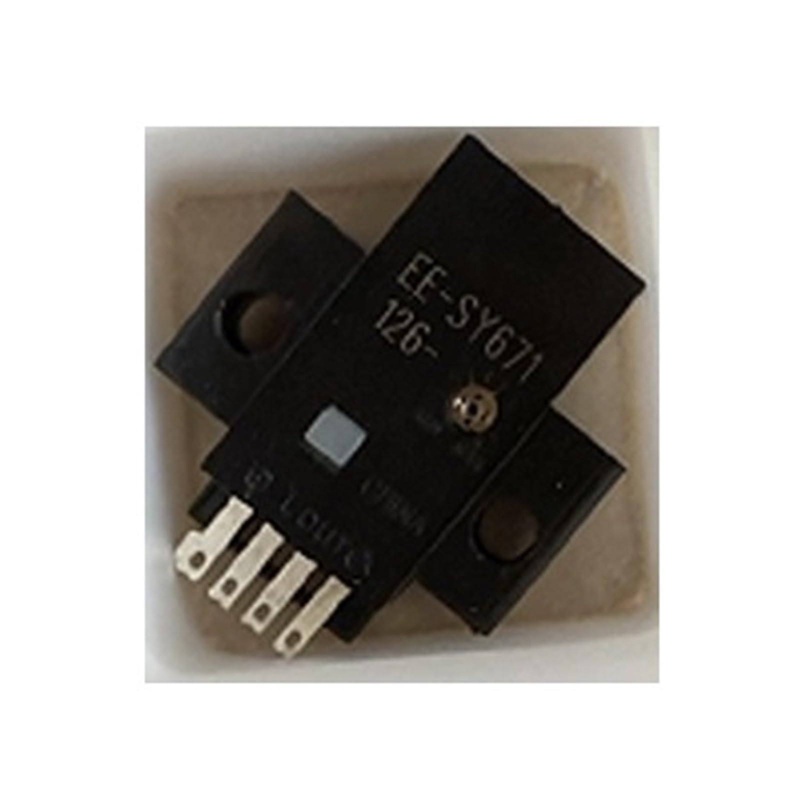 Capteur EE-SY671 avec réglage de sensibilité de 1 à 5mm