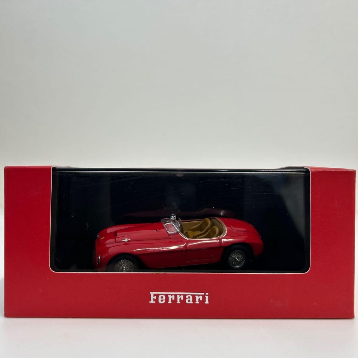 1/43フェラーリ330GTS スポークホイール 1967レッド Ferrari 1/43フェラーリ330GTS スポークホイール 1967レッド Ferrari 1