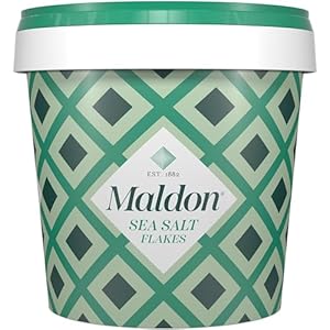 Maldon Salt, Sea Salt Flakes, 20 oz (570 g), Resealable Tub, Kosher, Natural, Handcrafted, Gourmet, Pyramid Crystals