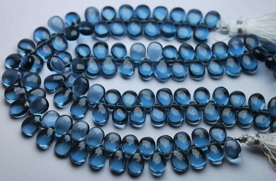 Quartz bleu de Londres briolette poire pour créer un bijou cadeau