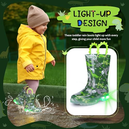 Toddler Kids Rain Boots - Light Up Boys Rainboots Boots Waterproof Lightweight Outdoor Shoes with Easy-On Handles (Toddler/Little/Big kids)2