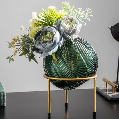 Vase en fer vert pour plantes et fleurs séchées de style moderne