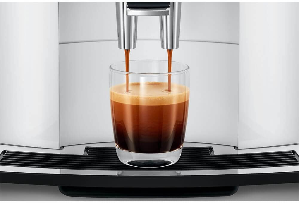 Jura 15559 E6 Automatic Espresso Machine with Easy Cappuccino Function, Intelligent Preheating and 2.8-Inch Color Display (Piano White)