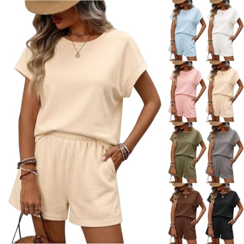 Ensemble de couleur unie avec short ample : coupe athlétique fluide et poches latérales pratiques
