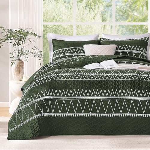 Image of Andency Green California King Quilt Set, 3 Pieces Boho Lightweight Soft Striped Cal King Bedspread for All Season (112 inchx104 inch), Printed Bohemian Polyester Reversible Coverlet Comforter Sets