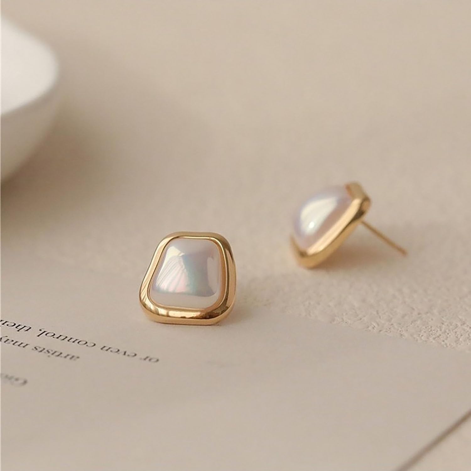 Baroque Pearl Stud Earrings For Women 14k Gold Plated Irregular pearl Earrings Chunky Big Pear Earrings Vintage Pearl Statement Earrings Jewelry Gift For Women - Image 6