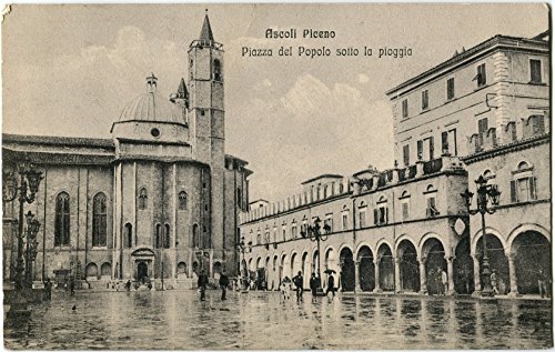 1914 Ascoli Piceno - Piazza Popolo sotto la pioggia, passanti - FP B/N VG ANIM Cartolina Postale