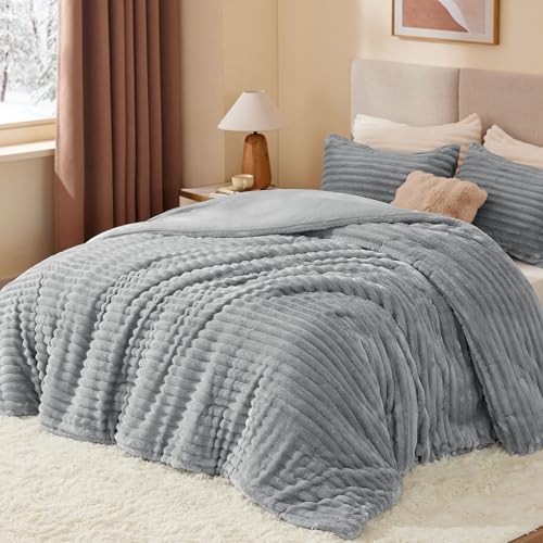 BEDELITE Fleece Queen Comforter Set -Super Soft & Warm Fluffy Light Grey Bedding, Luxury Fuzzy Heavy Bed Set for Winter with 2 Pillow Cases