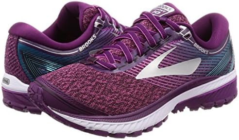 brooks for wide feet