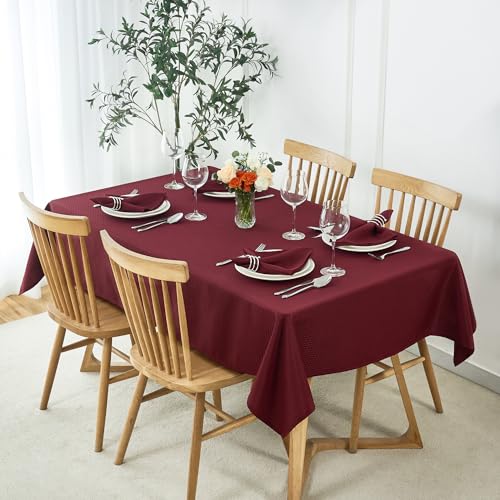 Image of maxmill Cloth Napkins Weaved Texture Pattern Soft Comfortable and Luxury Serviette for Restaurant Family Dinners Weddings Parties and Banquets Set of 4 Pieces, 20 x 20 Inch Burgundy