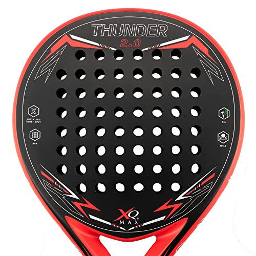 Vista frontal de la cabeza de la raqueta de pádel XQMax Thunder 2.0, mostrando los agujeros y el logo