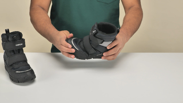 Stivaletti Geox J Flexyper Boy ABX – Impermeabili E Traspiranti, Suola In Gomma, Per Bambini E Ragazzi, Tomaia In Sintetico