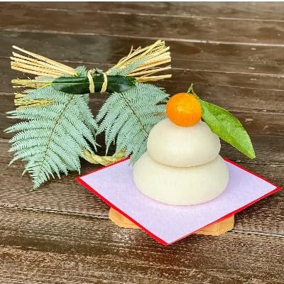 (年末発送)しめ縄[輪飾り]と鏡餅[添加物不使用]、葉付きみかんと敷紙のお正月セットC