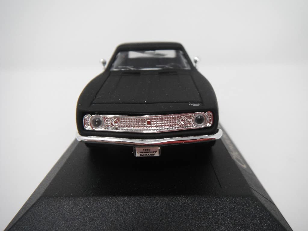 Amazon | □ ロードシグネチャー『1/43 Chevrolet Camaro Z-28
