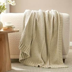Amélie Home Chenille Knit Throw Blanket for Couch, Chevron Texture Decorative Soft Blanket for Sofa, Bed & Chair, 60″x80″, Beige