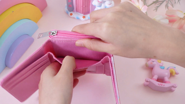 Portafoglio 3 Piega Per Bambini Con Cordino - Arcobaleno Per Ragazze, Calcio Per Ragazzi - Impermeabile E Leggero