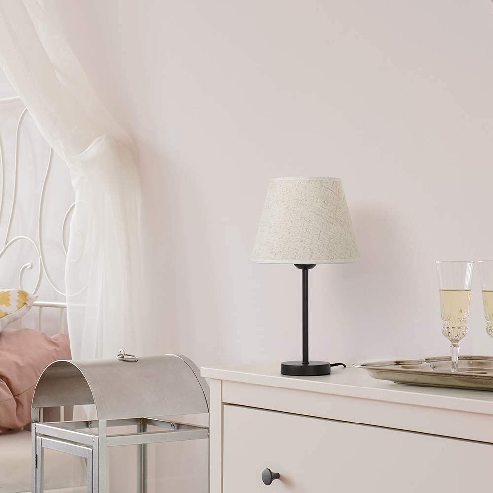 LIANTRAL 2 Piezas Lámpara de Mesa, Lámpara de Mesita de Noche Pequeña de Moderna, lámpara de Noche con Pantalla de Tela de Lino y Base de Metal, para dormitorio, salón (Excluyendo Bombillas)