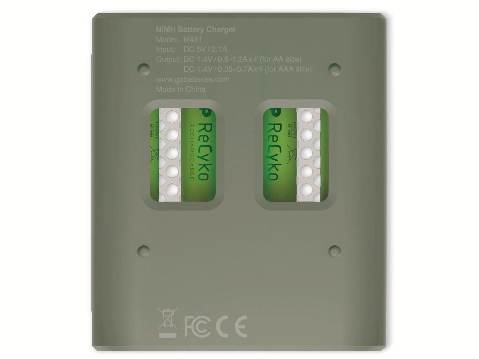 GP ReCyko M451/100 4-Port USB Chargeur + 4X AAA NiMh 950mAh