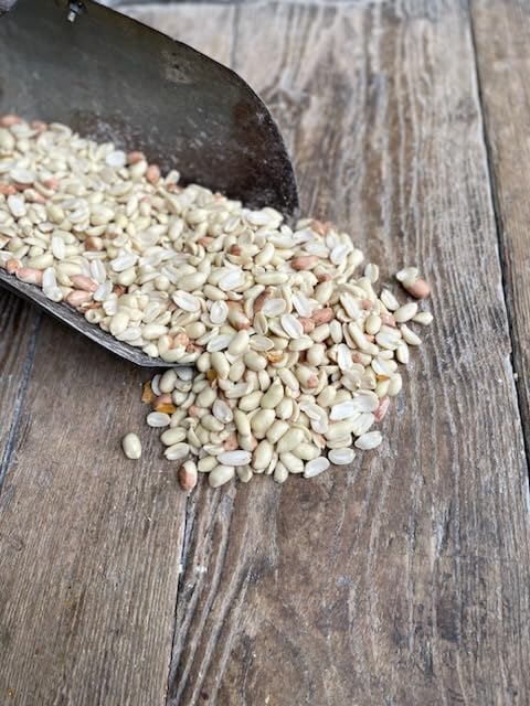 Ernst Grain & Livestock Out of Shell Peanut Splits & Wholes, 45lb, Perfect for Squirrels, Birds, Deer, and Other Wildlife, Raw Peanuts (45lb)