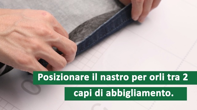 LPZMPZ Orlo Svelto Termoadesivo Forte, Nastro Termoadesivo per Tessuti, Orlo Adesivo per Tessuti con Nastro di Misurazione per Giuntare Tessuti, Pantaloni, Tende, Jeans, Vestiti (Bianco