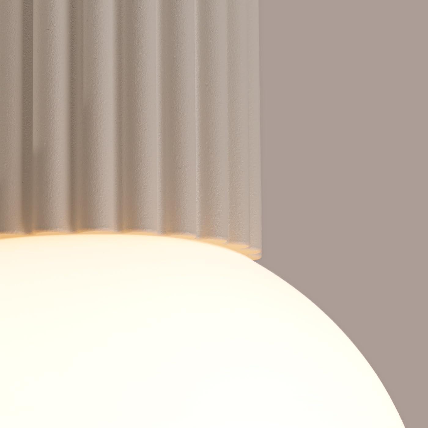 SOLLUX lighting Lampada da Soffitto - Lampadario in Alluminio e Vetro -1 Paralume - Lampadina LED - Beige Halo