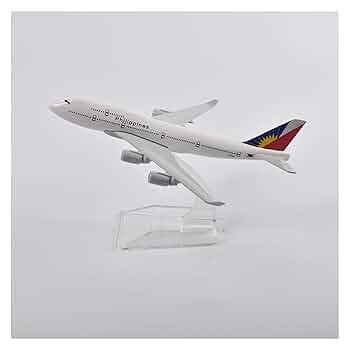 飛行機　模型　16機セット Amazon.co.jp: 飛行機模型飛行機おもちゃの飛行機模型 16 センチ