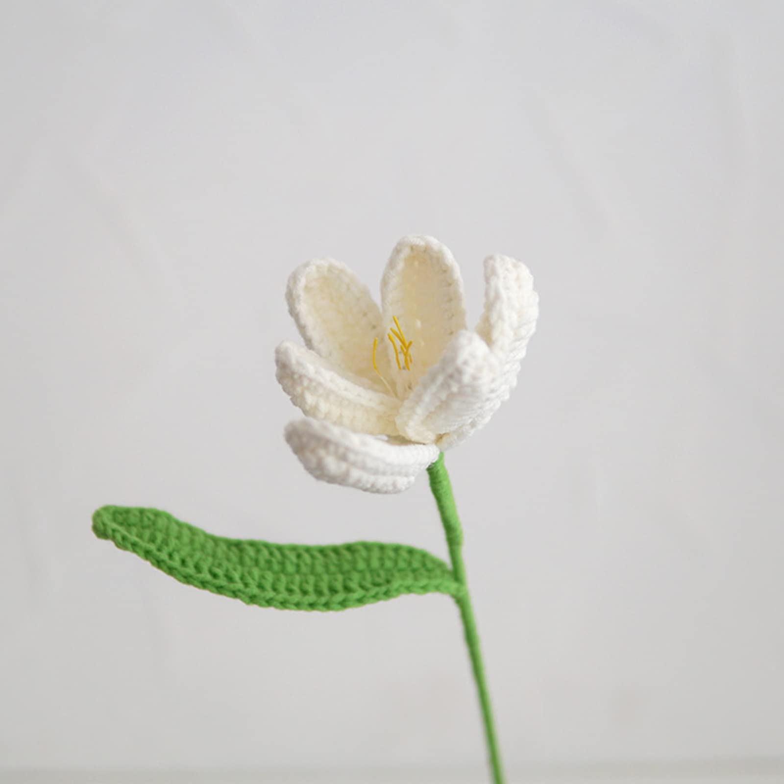 Tsophreniq Artificial Crochet Flower Handwoven Day Present Decoration for Children Girl Boys Bedroom Decoration Handwoven Flower
