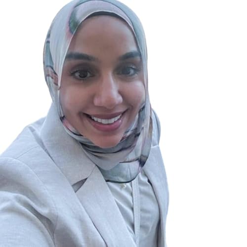 361: Performing Hajj & Umrah and How to Travel the World with a Family of 5 on Points and Miles with Amena Bakali