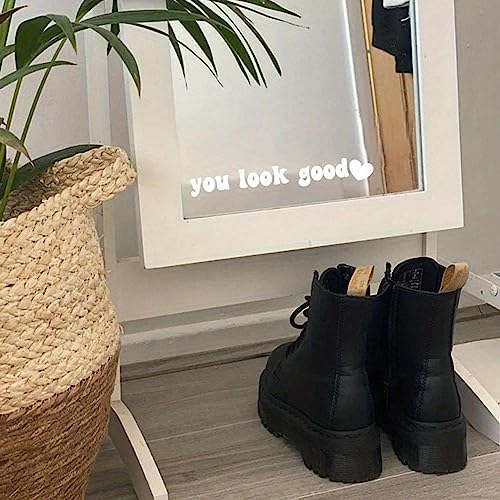 Citazioni ispiratrici sullo specchietto