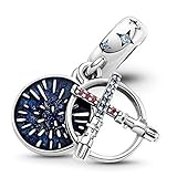 d-star registrieren 【Design Inspiration】 Das Design ist inspiriert von der Eröffnung von Star Wars-Filmen, die eine Galaxie von Sternen zeigen. Die vordere Scheibe ist aus Sterlingsilber handgefertigt und hat zwei gekreuzte Lichtschwerter, eines mit roten Steinen und eines mit blauen. Die hintere Scheibe enthält handapplizierte funkelnde blaue Emaille, Sternendetails und die Gravur „Möge die Macht mit dir sein“ auf der Rückseite. Wie dieser Zauber beweist, passt die Macht zu jedem Blick.