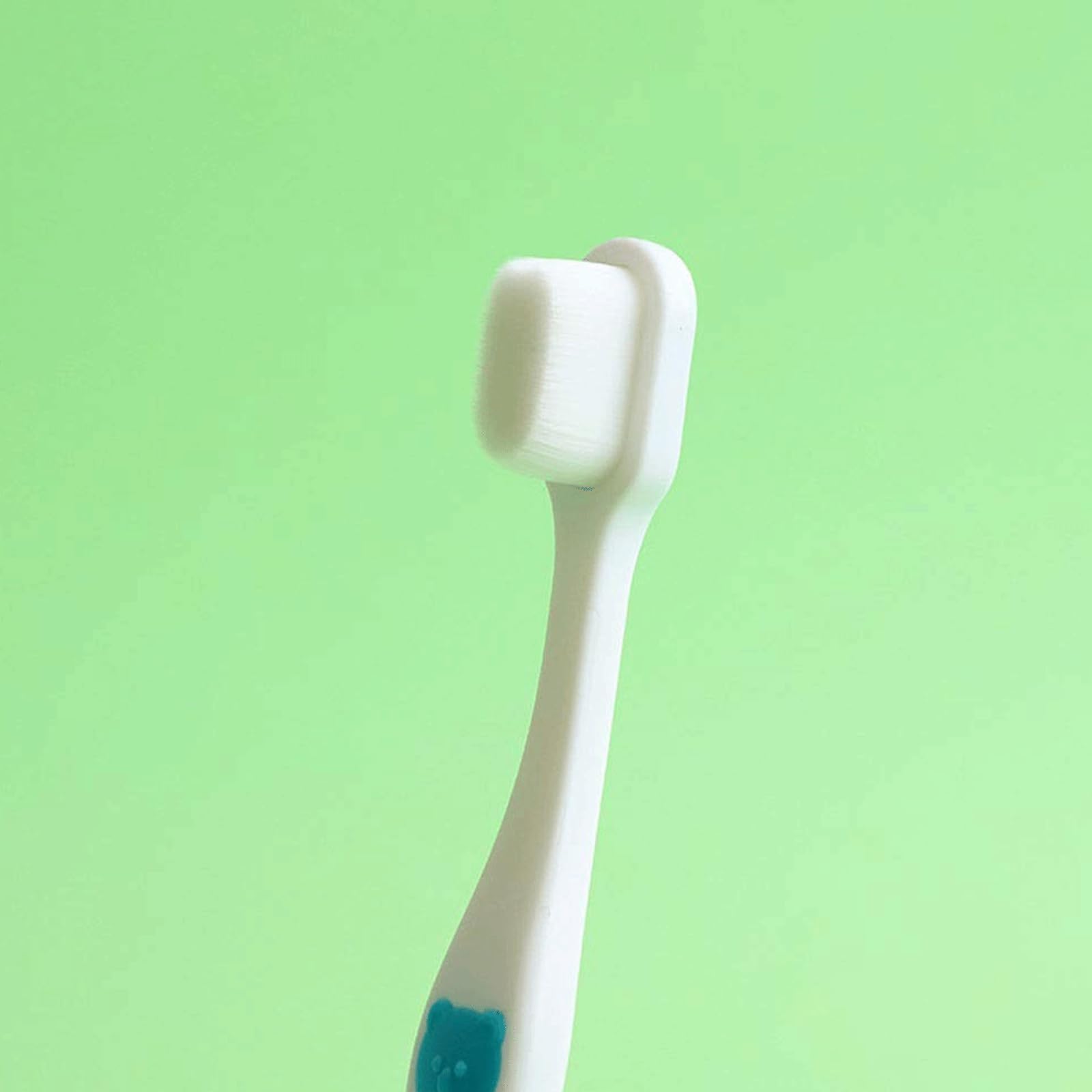 Cura Orale Spazzolino Nano per Bambini con 10000 setole, spazzolino Manuale per Gengive fragili, Confezione da 2 spazzolini per Bambini dai 2 ai 6 Anni Regalo